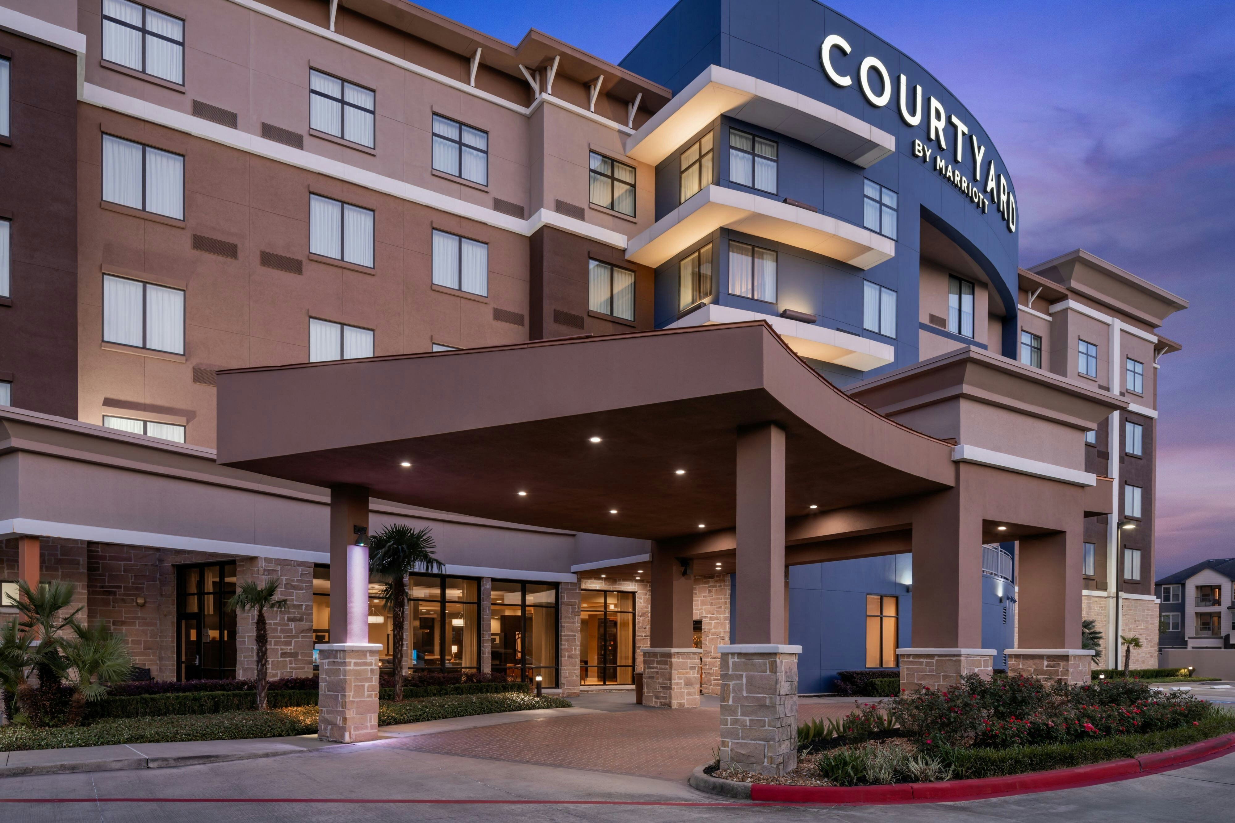 Courtyard Houston Kingwood