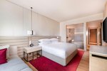 Overland Suite, Executive lounge access, 1 Bedroom Executive Suite, 1 King, City view