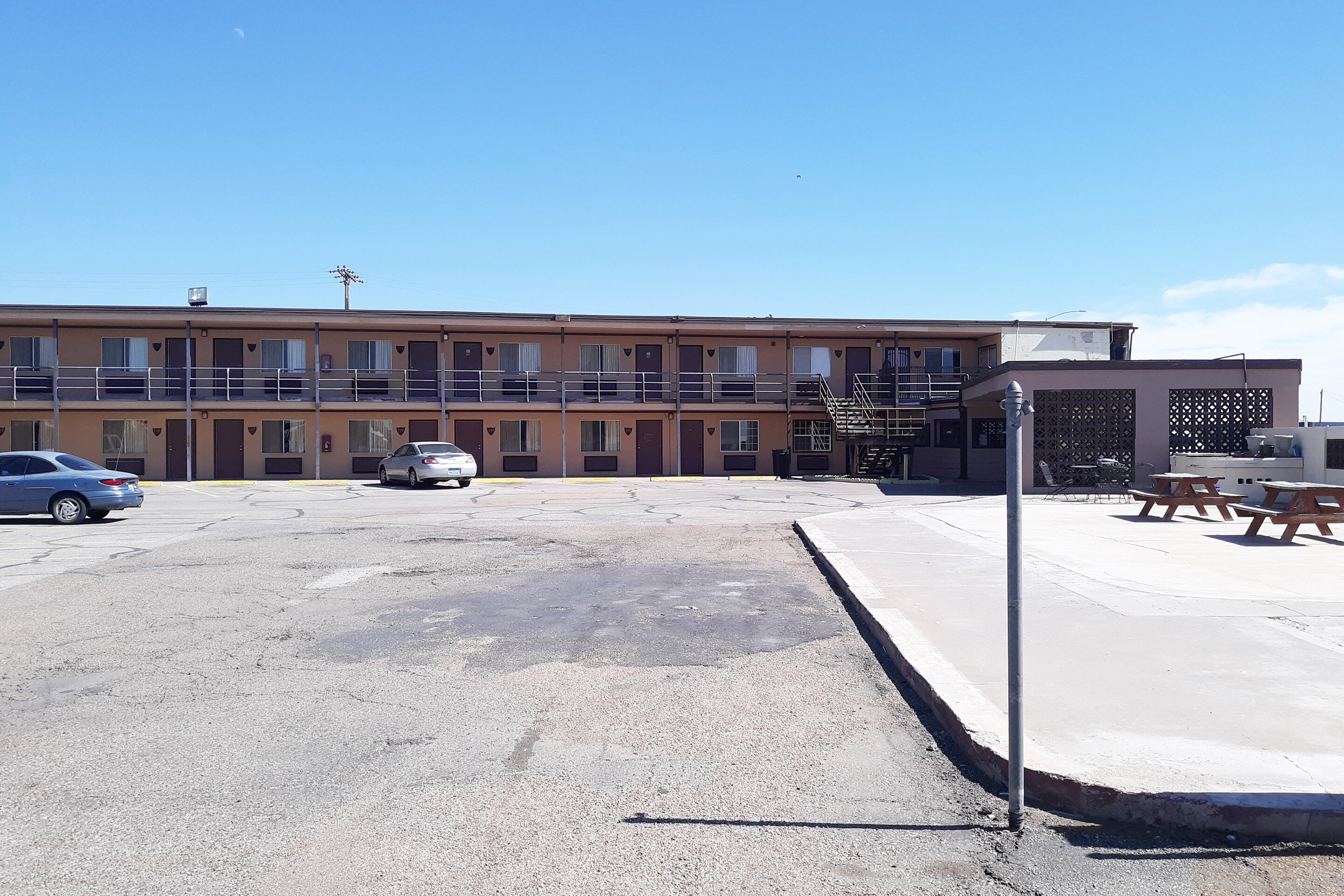 OYO Hotel Kings at Clovis