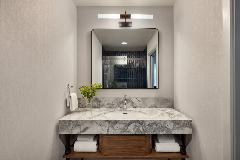 Monaco™ Seattle, a Kimpton® Hotel