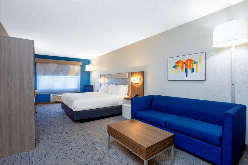 Holiday Inn Express and Suites Palm Coast – I-95