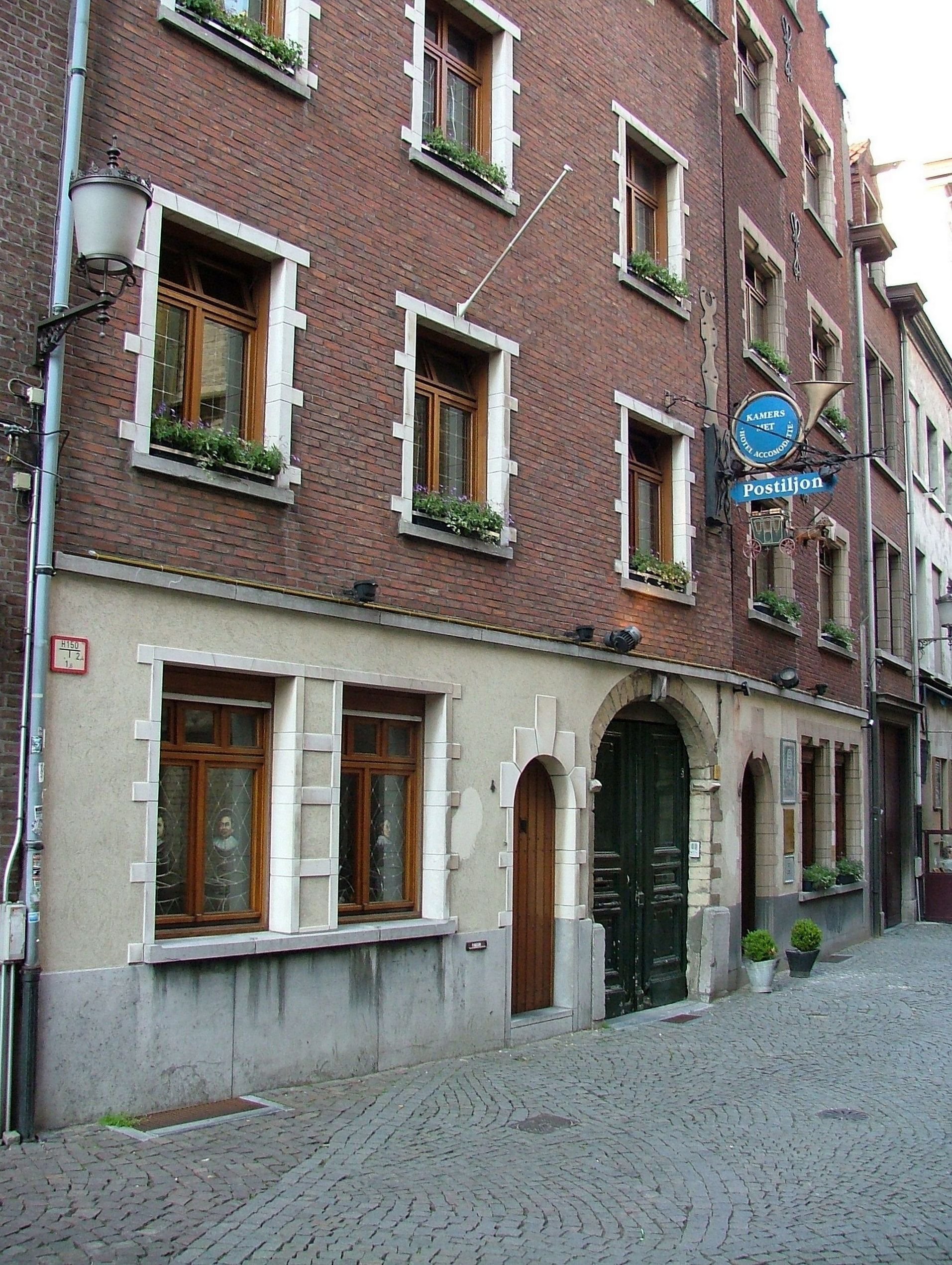 Hotel P6 Antwerp
