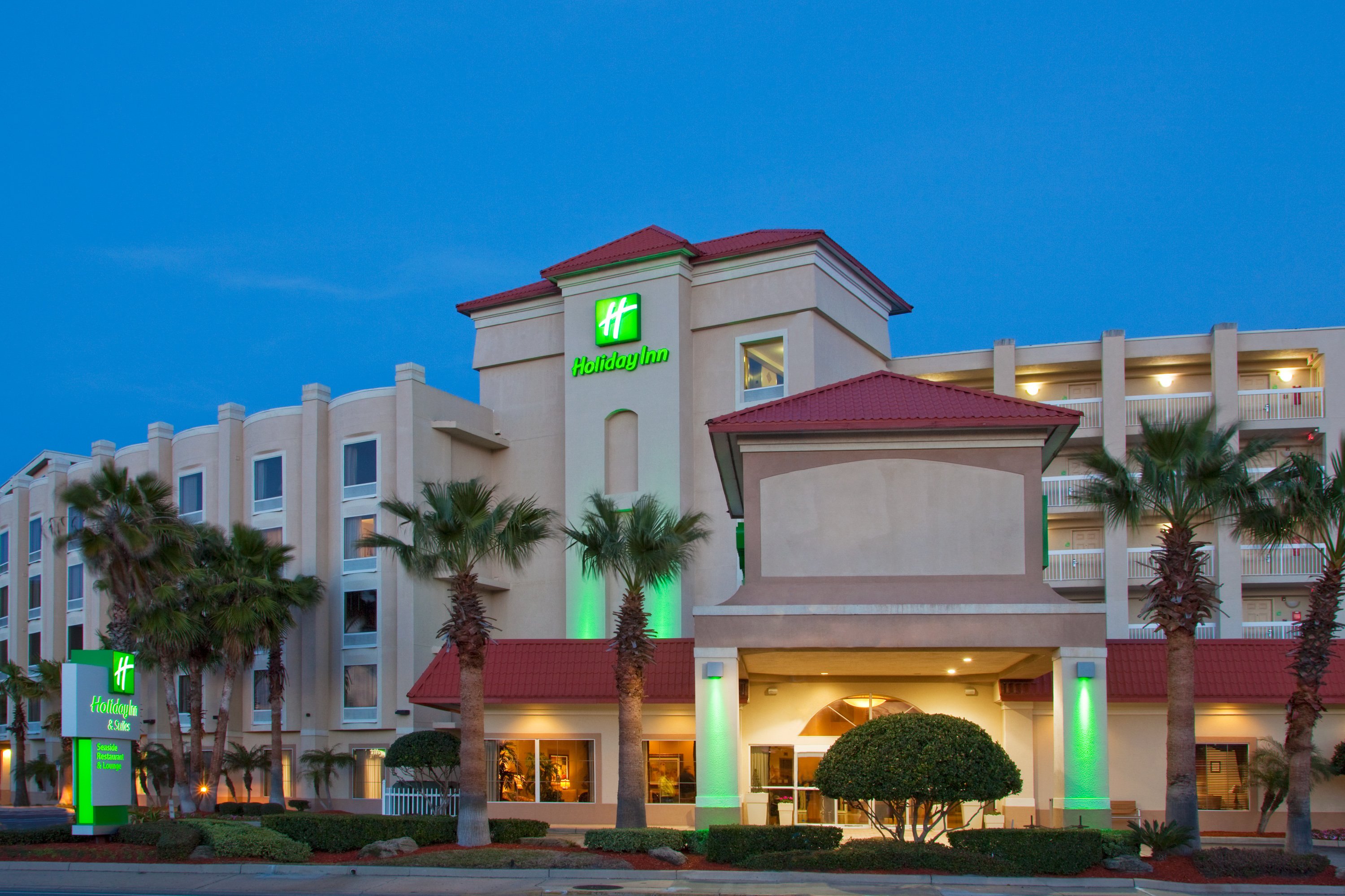 Holiday Inn Hotel & Suites