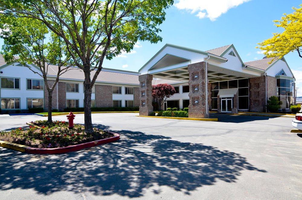 BEST WESTERN PLUS Gold Country Inn