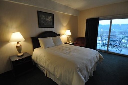 Hillside Inn