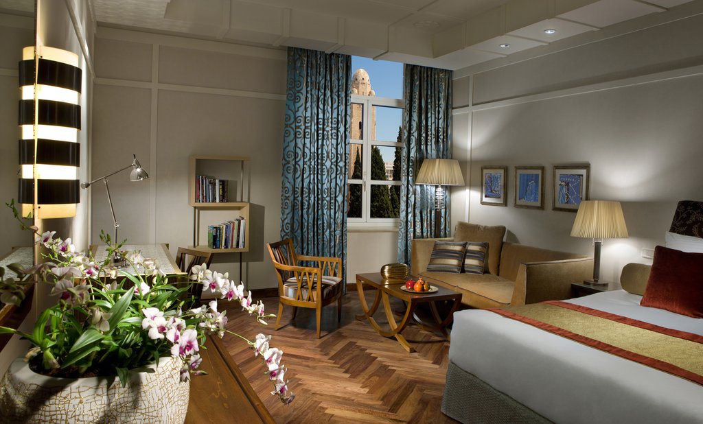 Guest photo