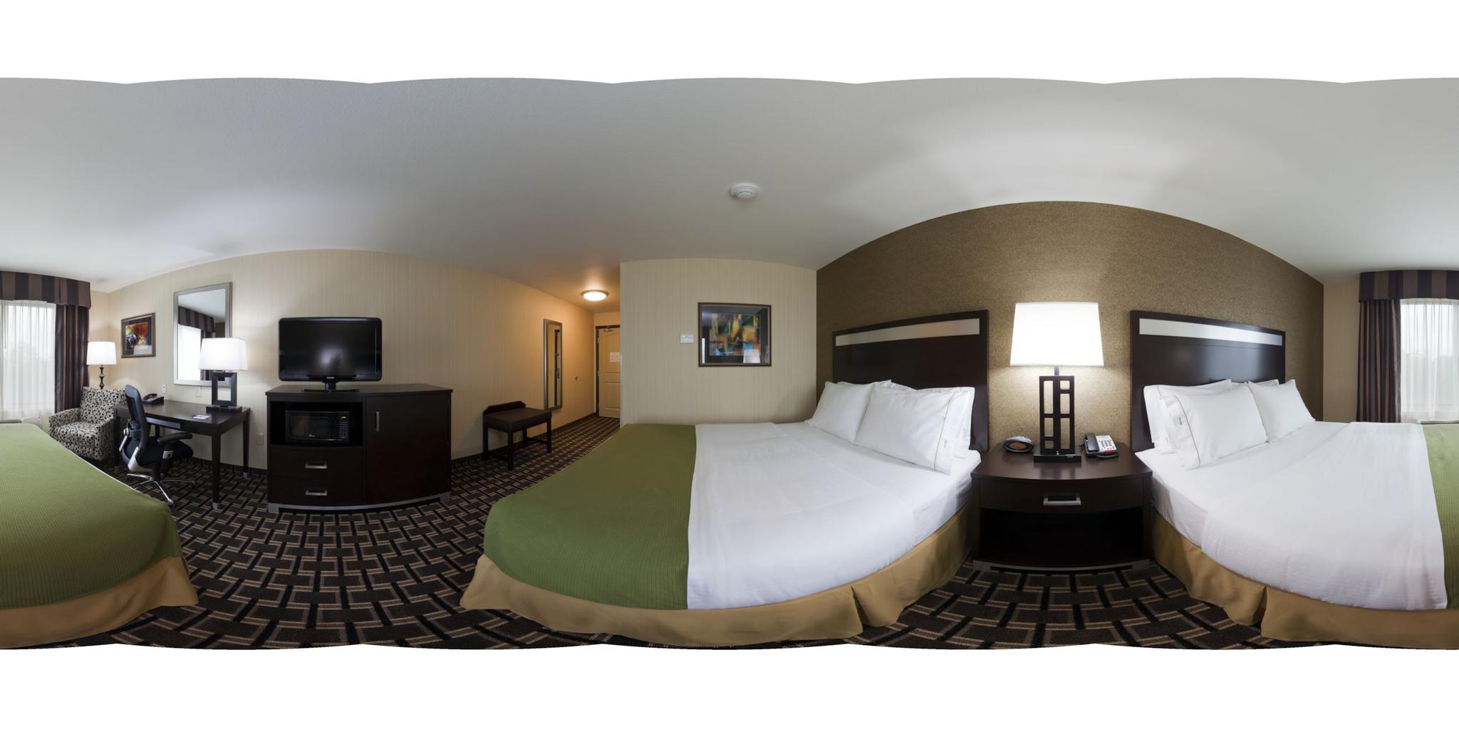2 QUEEN BEDS NONSMOKING