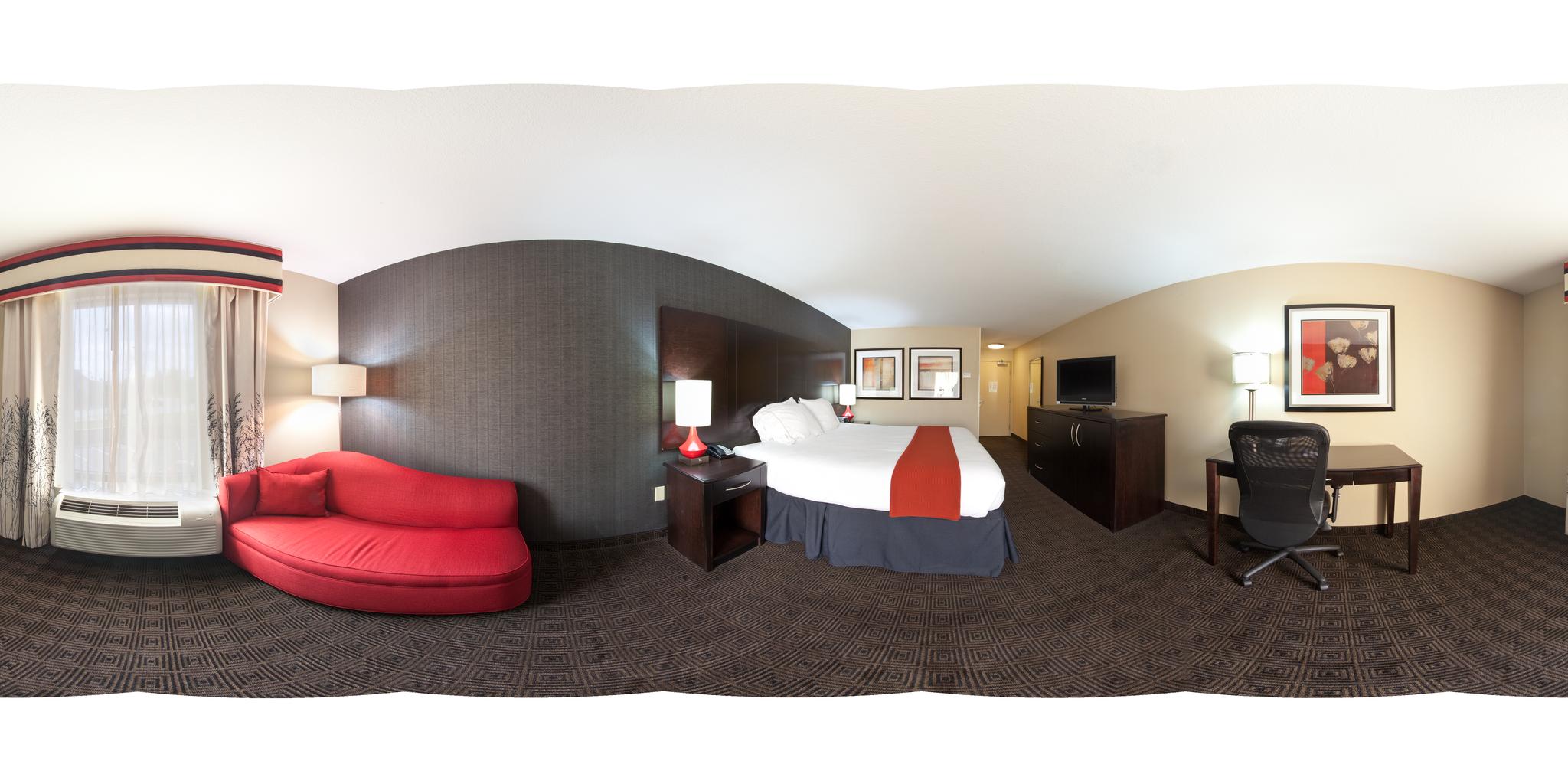 HOLIDAY INN EXP STES CUMMING