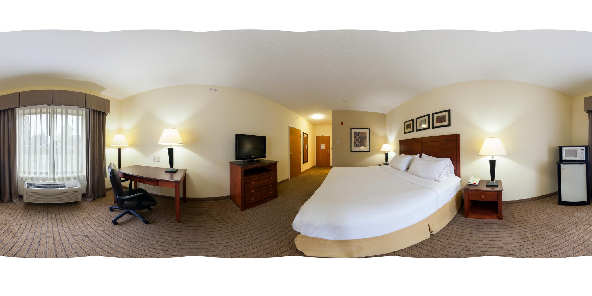 HOLIDAY INN EXP STES E LANSING