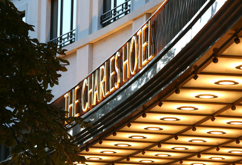 RFH The Charles Hotel - Facade