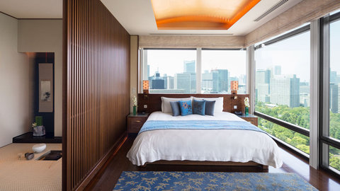 The Peninsula Suite Bedroom