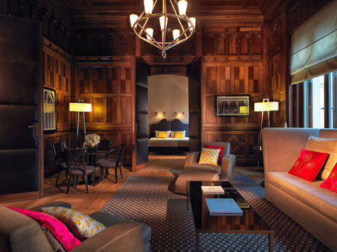 RFH Hotel de Rome - Historic Banker Suite