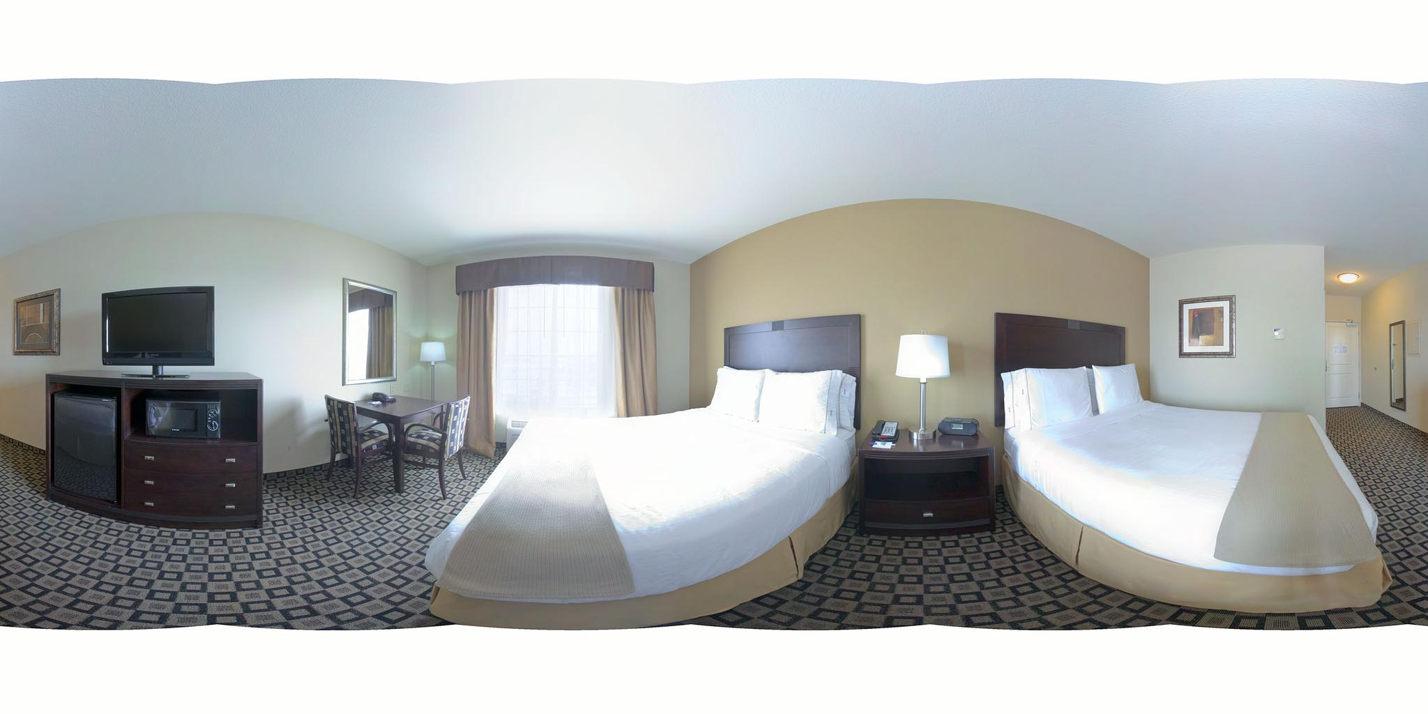 2 QUEEN BEDS NONSMOKING