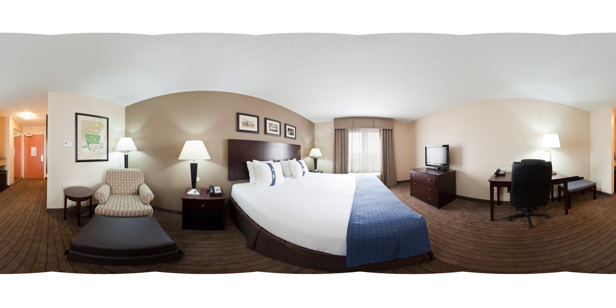HOLIDAY INN AURORA