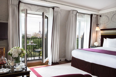 Eiffel Junior Suite View