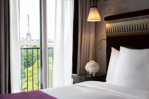 Eiffel Junior Suite