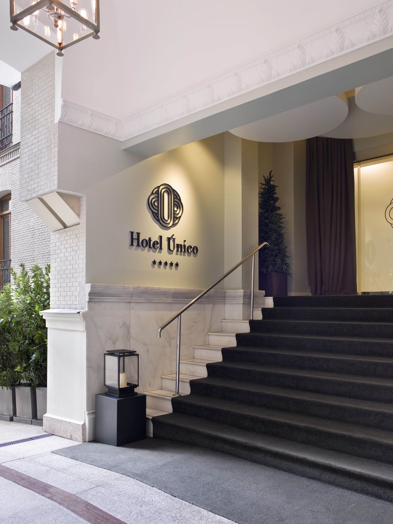 Guest photo