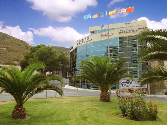 Cullera Holiday Hotel