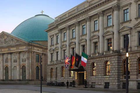 Hotel De Rome -  Facade