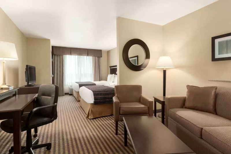 Independent (SPHC) University Hotel – Davis Area
