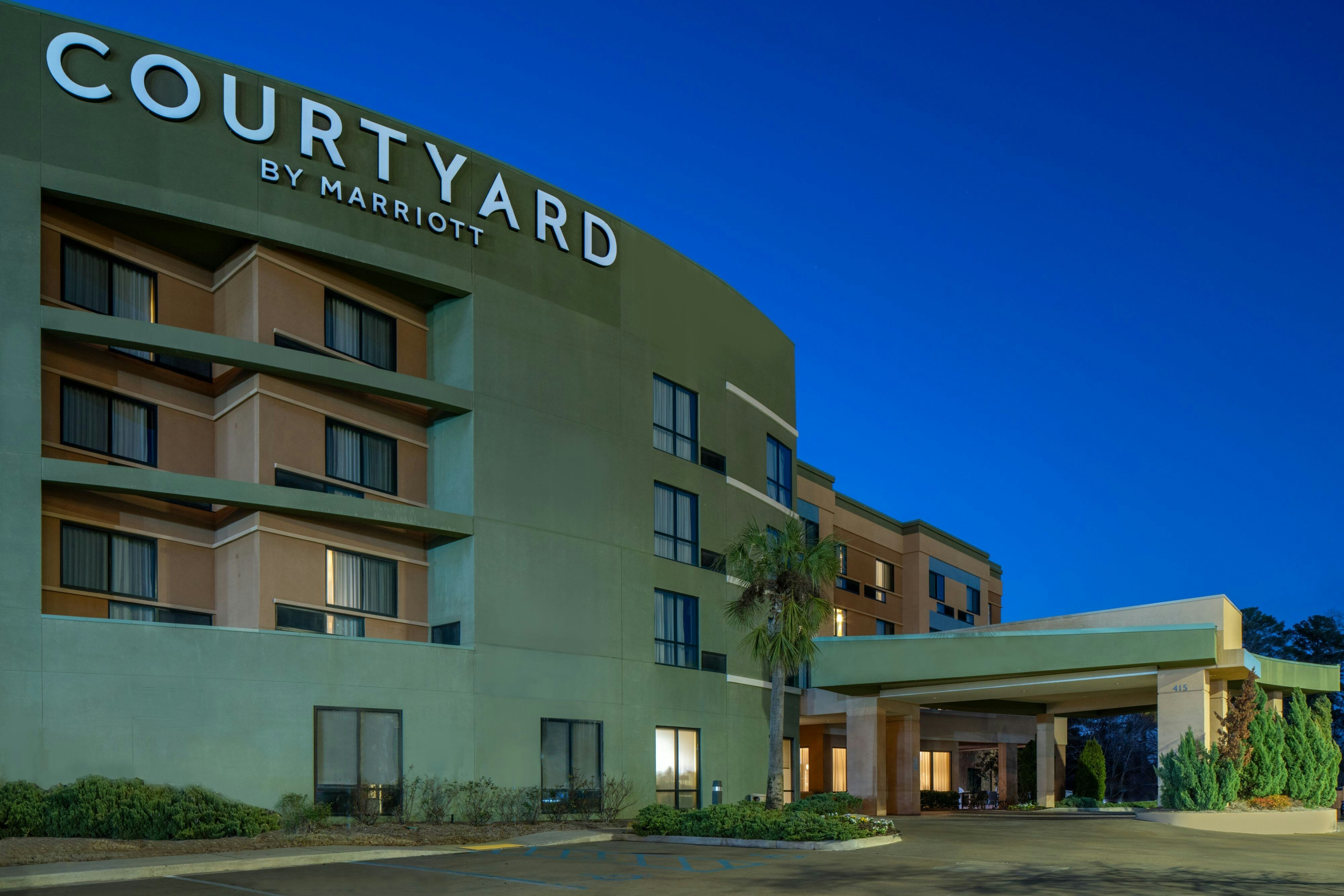 Courtyard Jackson Airport/Pearl