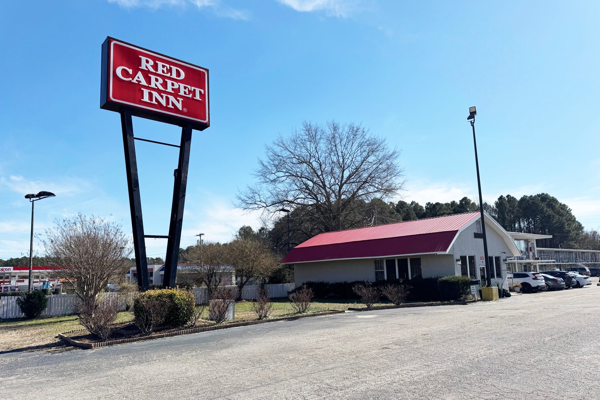 Red Carpet Inn