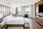 Executive Suite, 1 King, Sofa bed