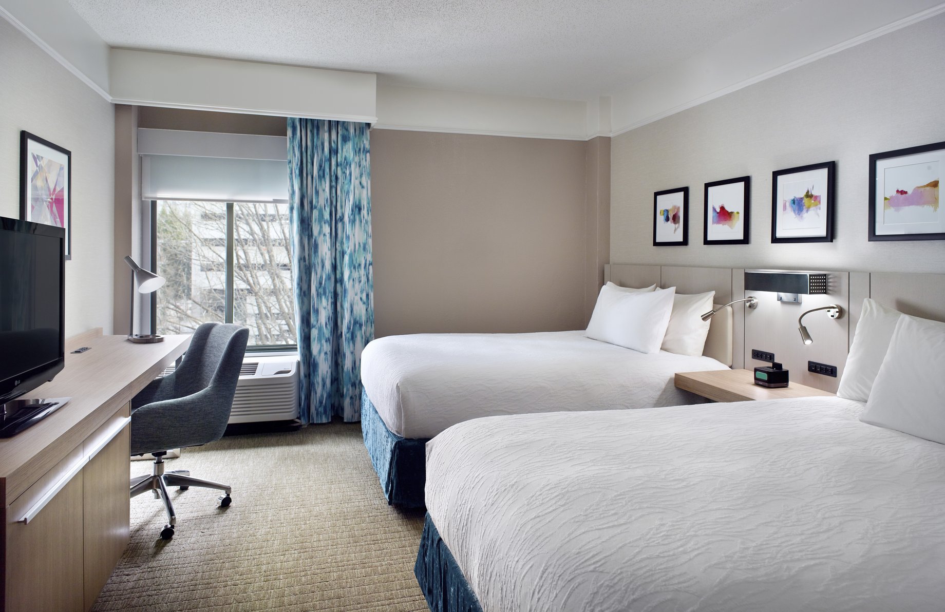 DoubleTree by Hilton Atlanta - Buckhead Room Type - 2QN MOB HEARING ACC W TUB