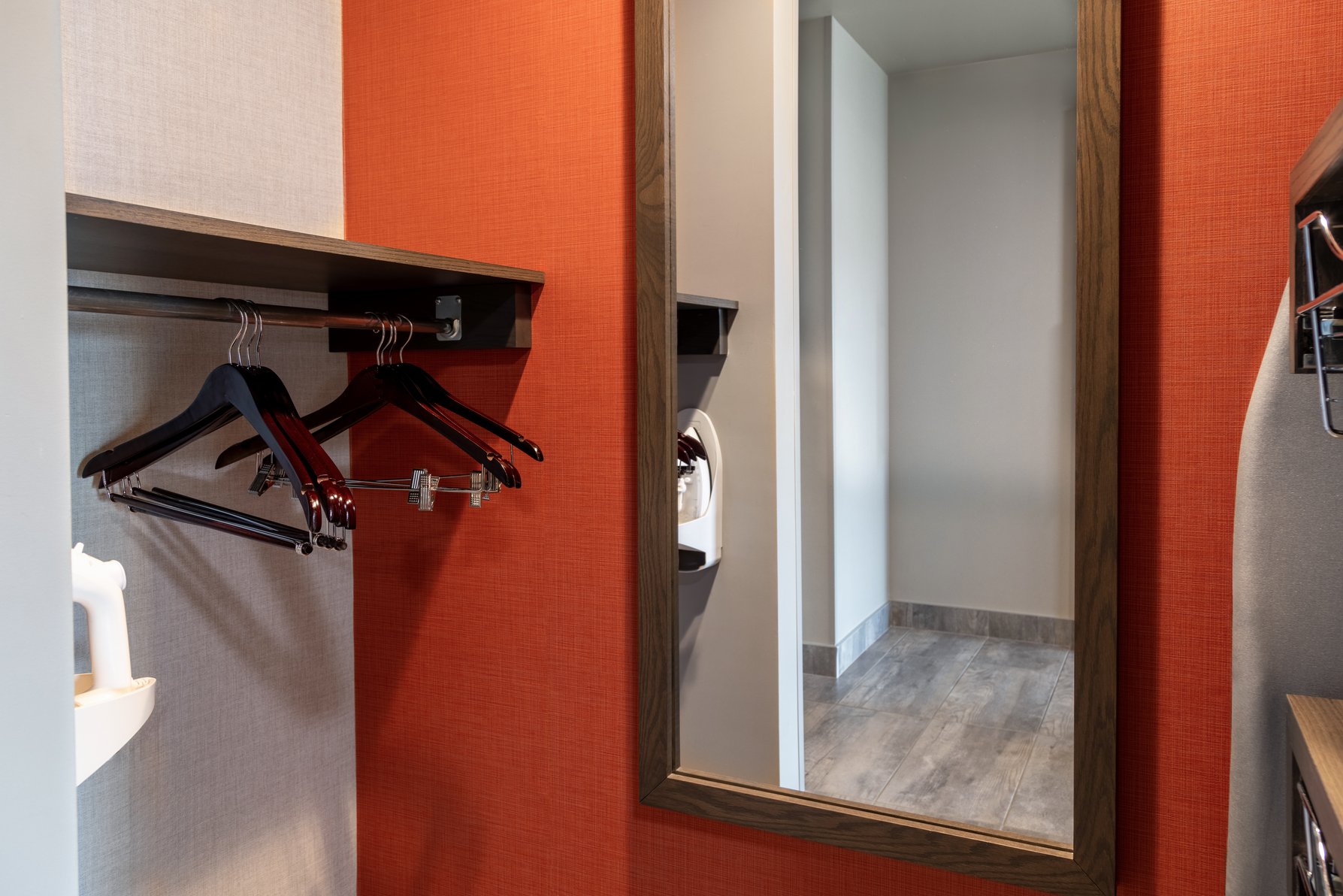 Hilton Garden Inn Fredericton, New Brunswick, Canada Room Type - 1 KING ACC RM RI SHWR