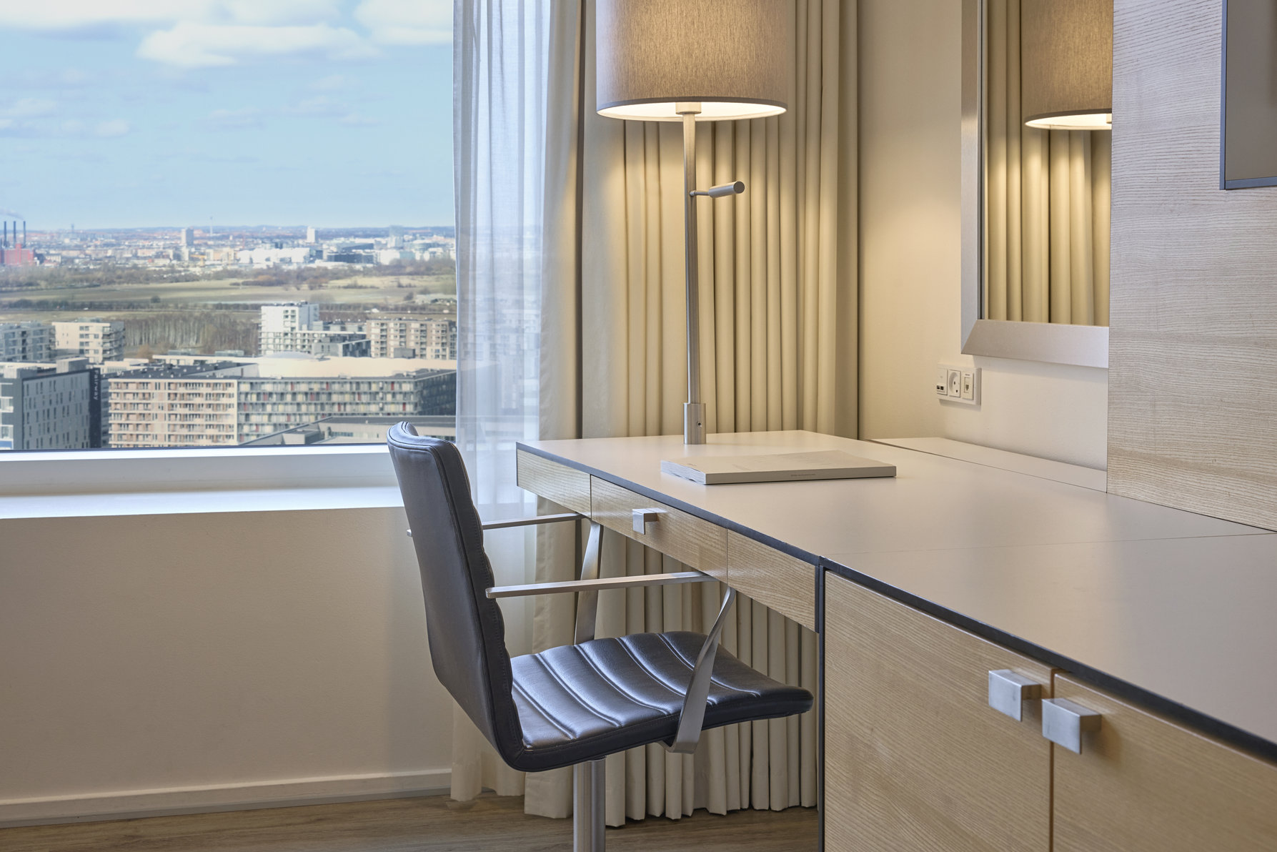 Crowne Plaza Copenhagen Towers Room Type - 2 Twin Standard High Floor City View Crowne Plaza Copenhagen Towers Room Type - 2 Twin Standard High Floor City View