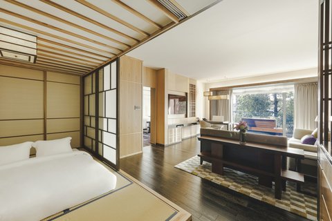 Two-Bedroom Tatami Residence_Living Area