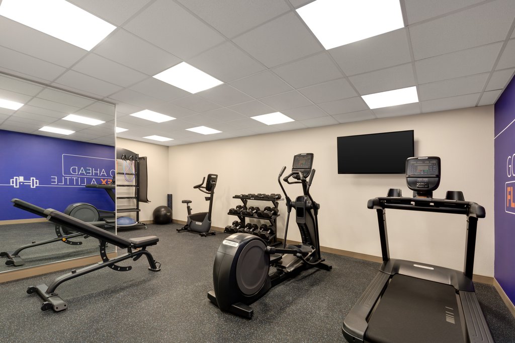 Address of Holiday Inn Express & Suites HAYWARD