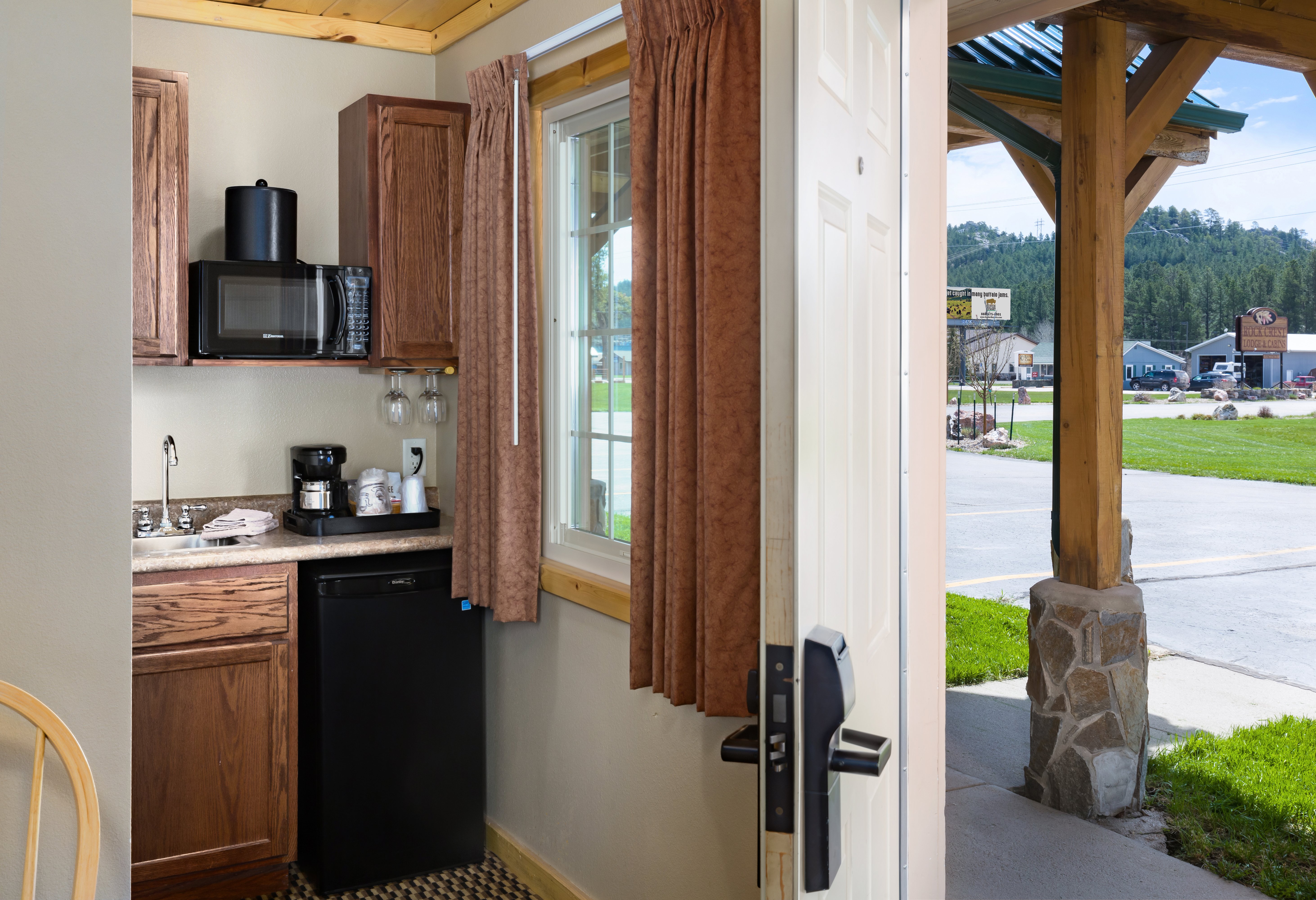 Rock Crest Lodge