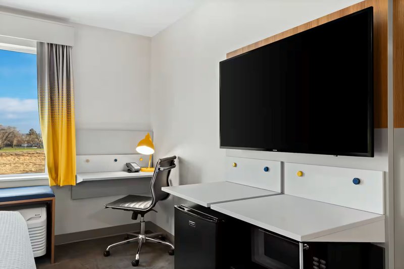 Holiday Inn Express and Suites George – Quincy South