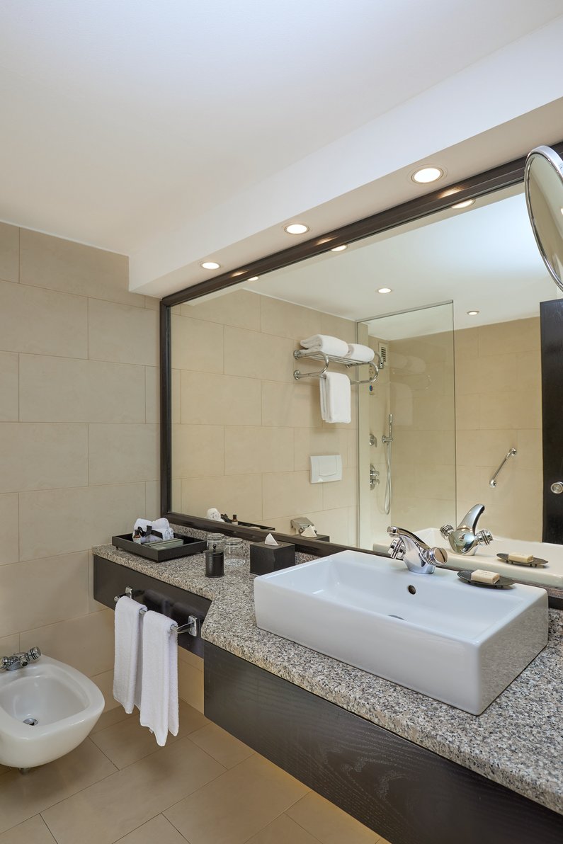 Hilton Cairo Heliopolis Room Type - King Room with Patio and Pool View Hilton Cairo Heliopolis Room Type - King Room with Patio and Pool View