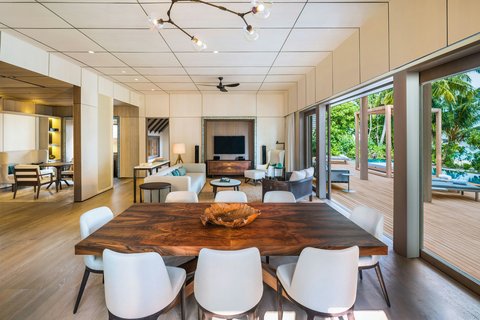 Two Bedroom Beach Suite - Living Area