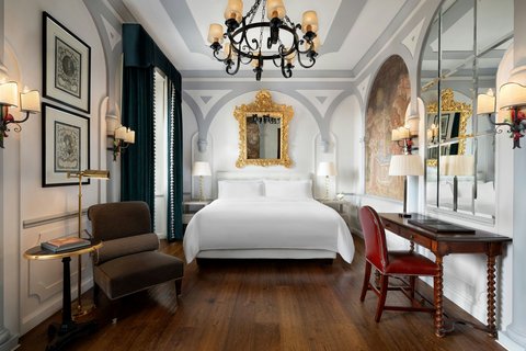 Deluxe Room - Fiorentino Style