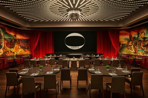 Meeting Setup in Paradise Club