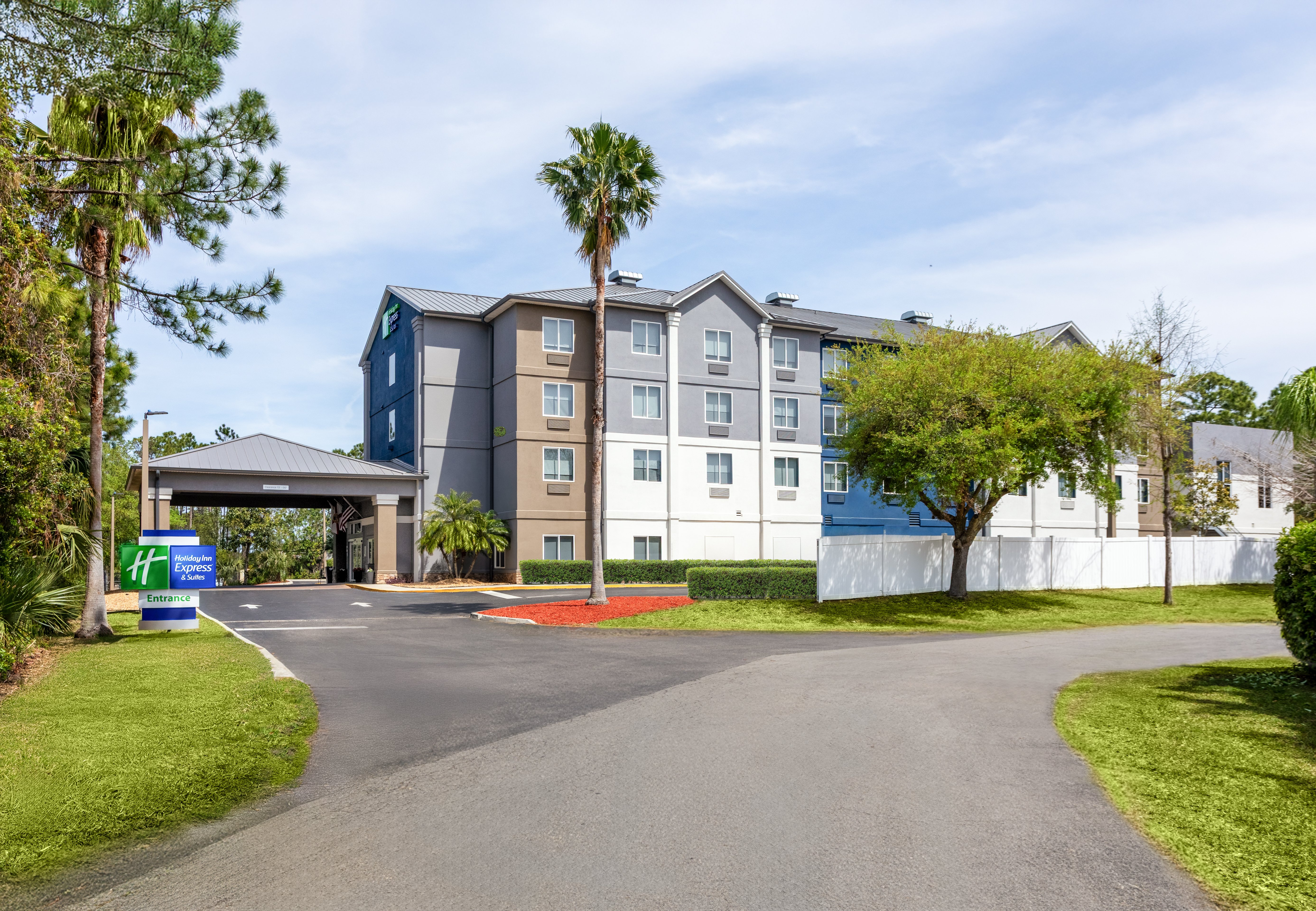 Holiday Inn Express/Suites North Daytona