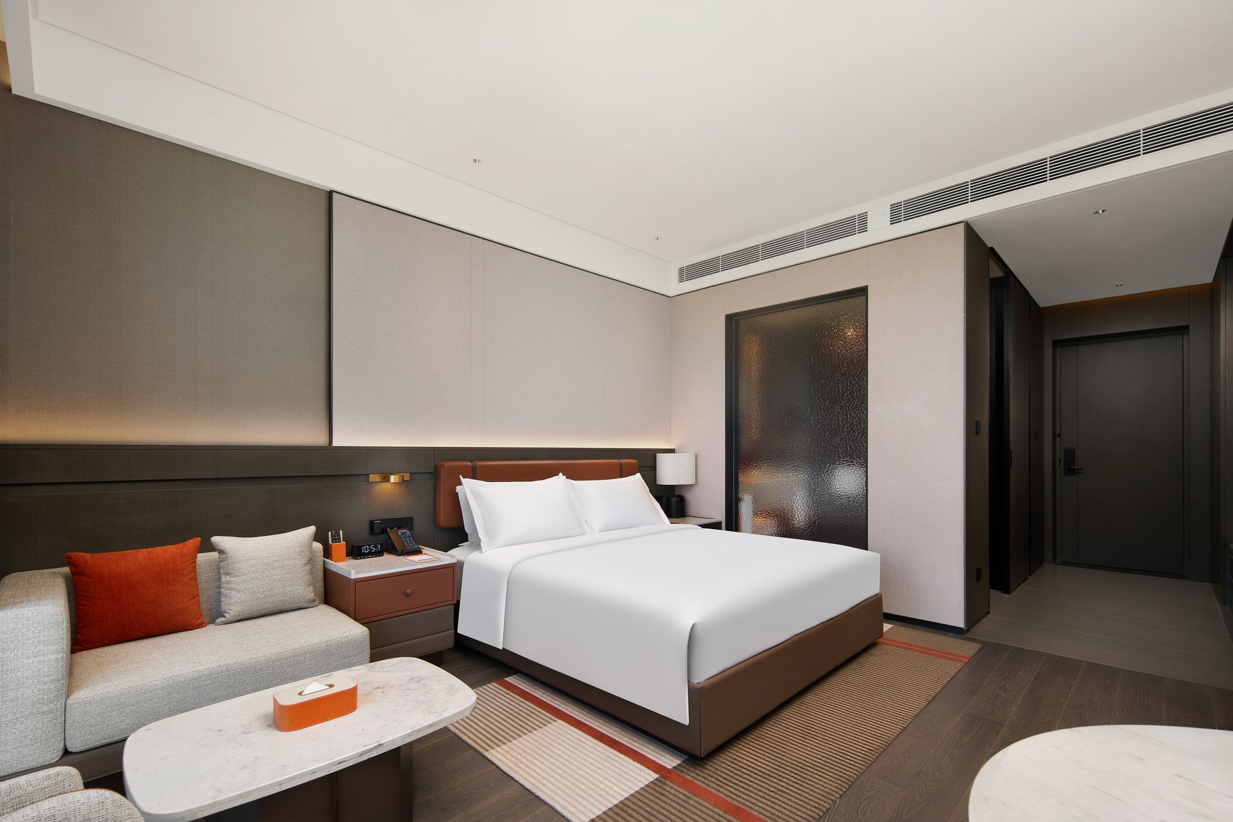 DoubleTree by Hilton Kaifeng Room Type - KING ACCESSIBLE ROOM
