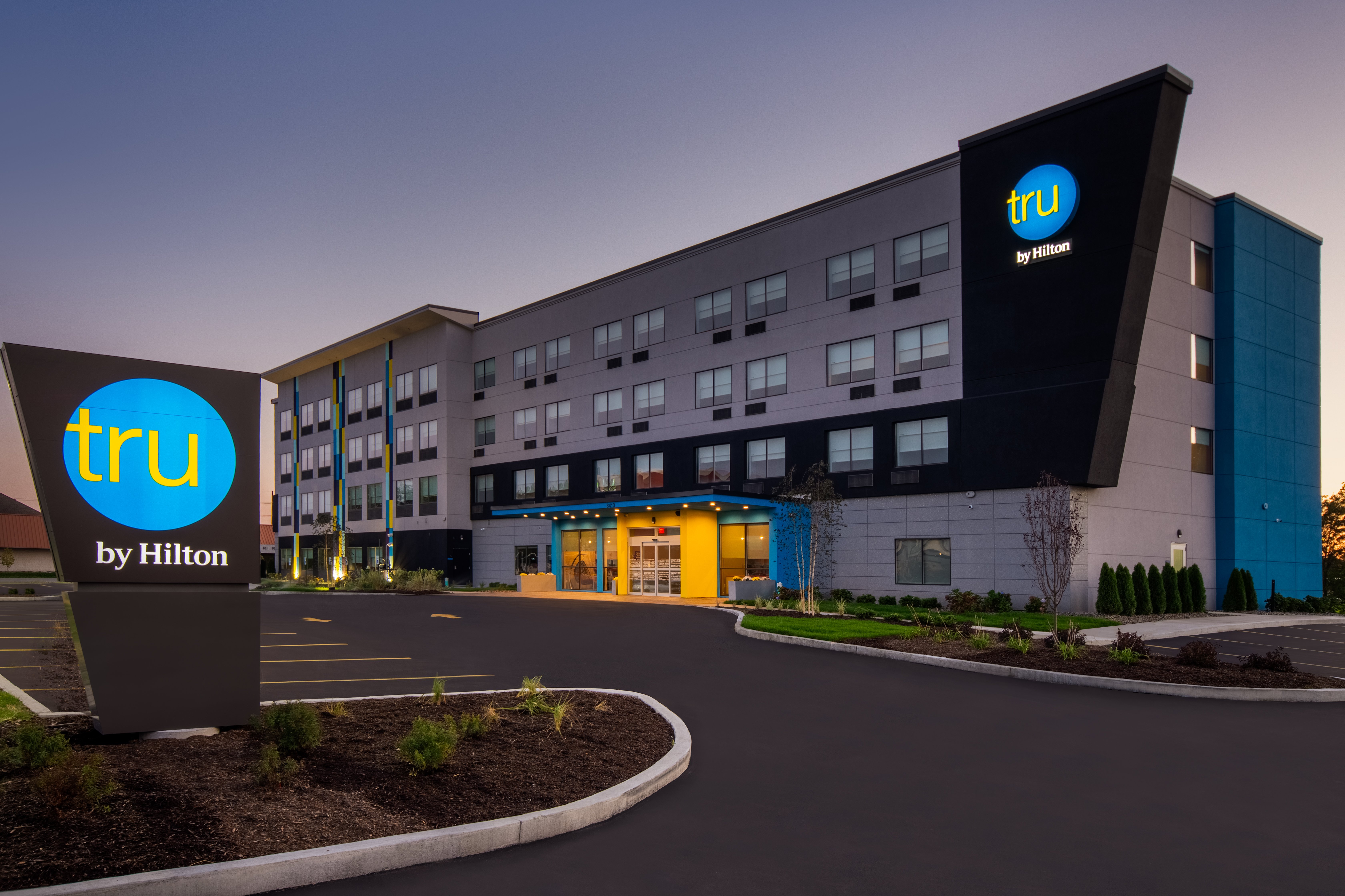 Tru by Hilton Merrillville