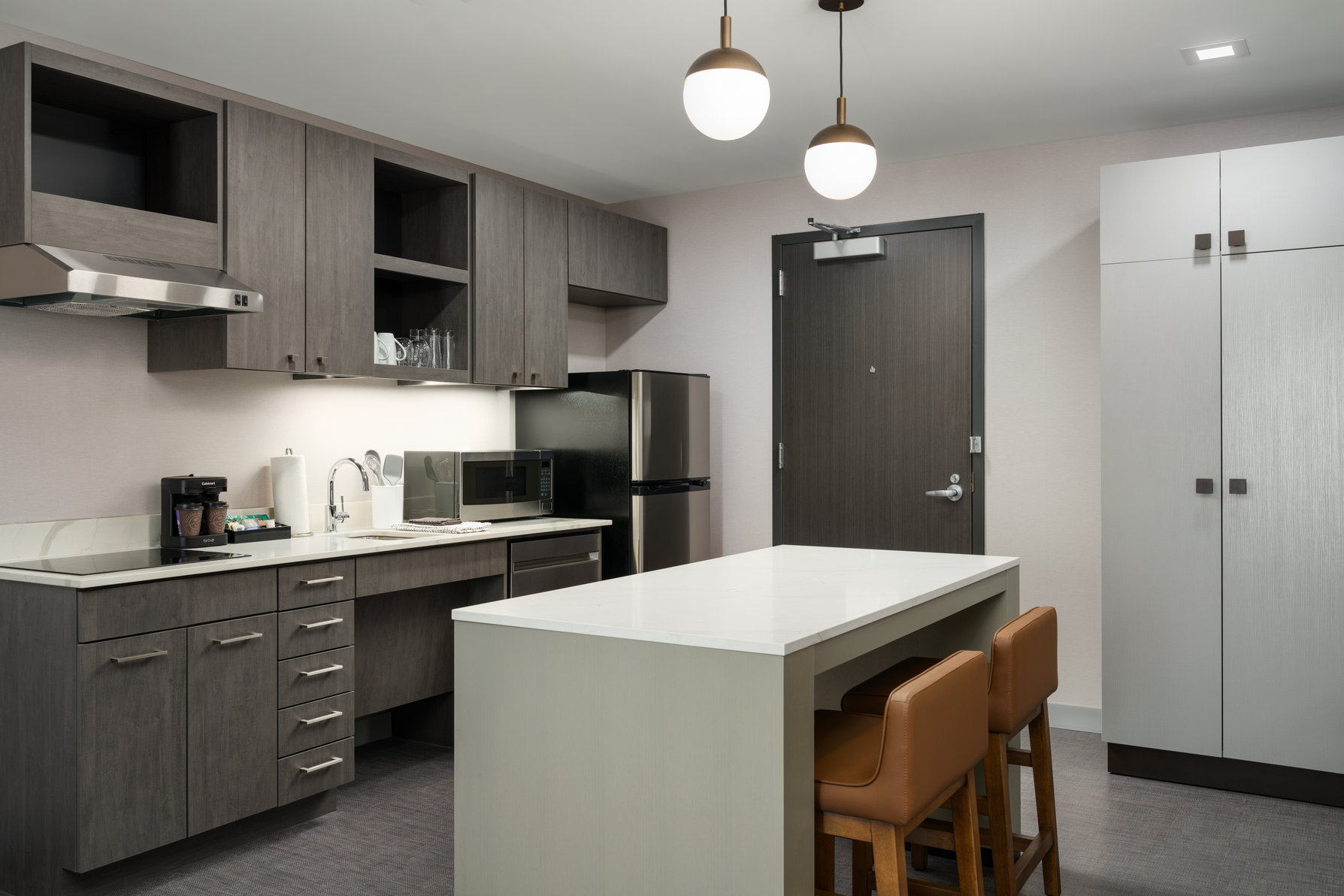 Homewood Suites by Hilton Raleigh/Downtown Room Type - 2QNS ACC RI SHOWER SUITE