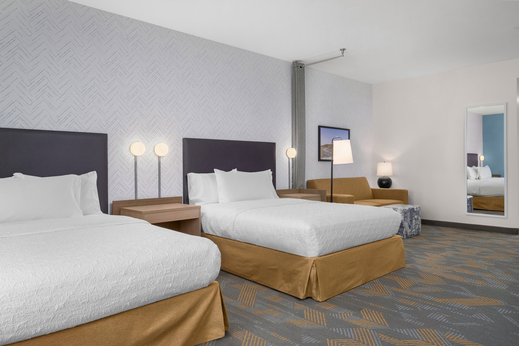 Home2 Suites by Hilton Eureka Room Type - 2QN MOB/HR ACC TUB STUDIO