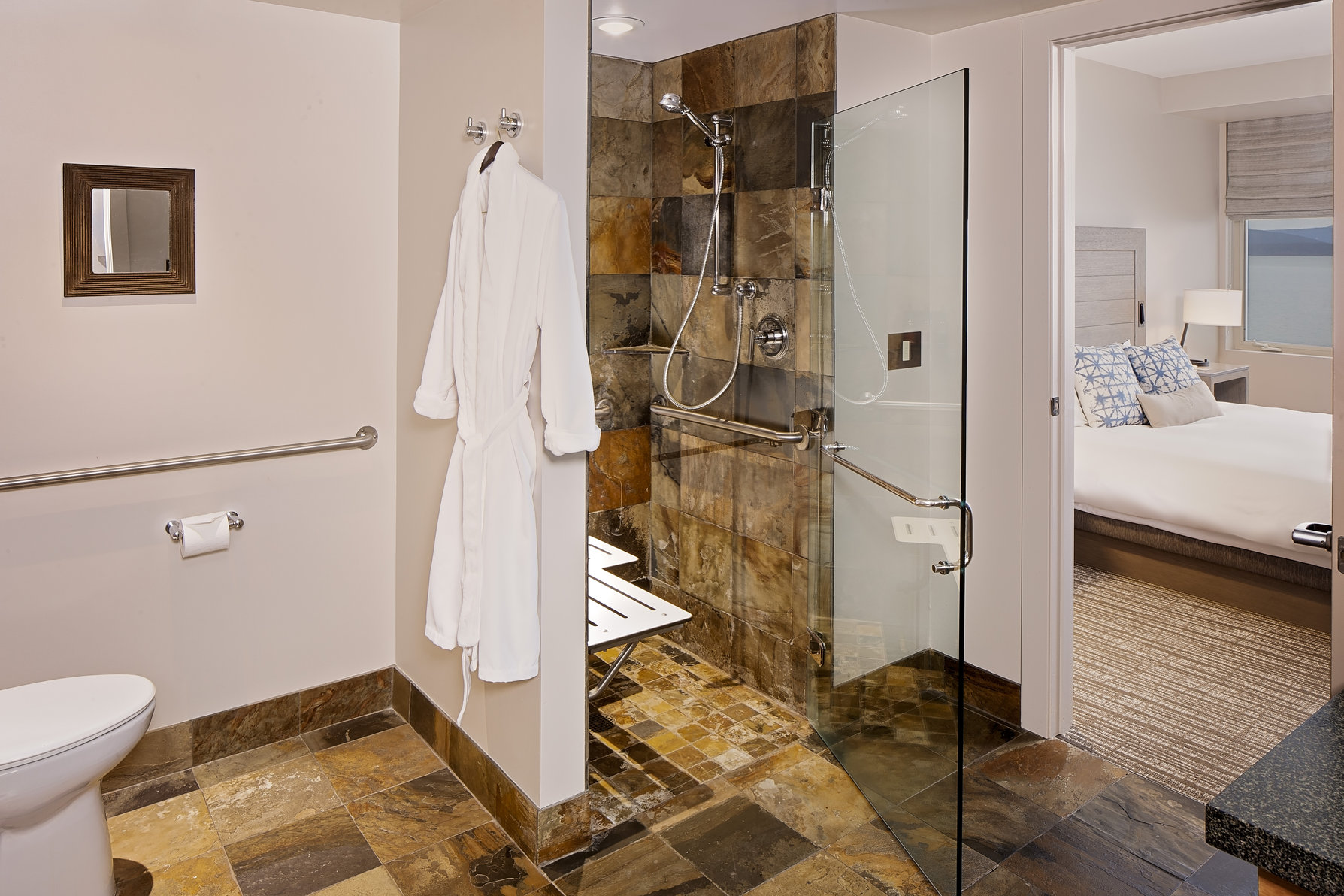 Chrysalis Inn & Spa Bellingham, Curio Collection by Hilton Room Type - 1KG 1BDRM MOB HR ACC RISHW