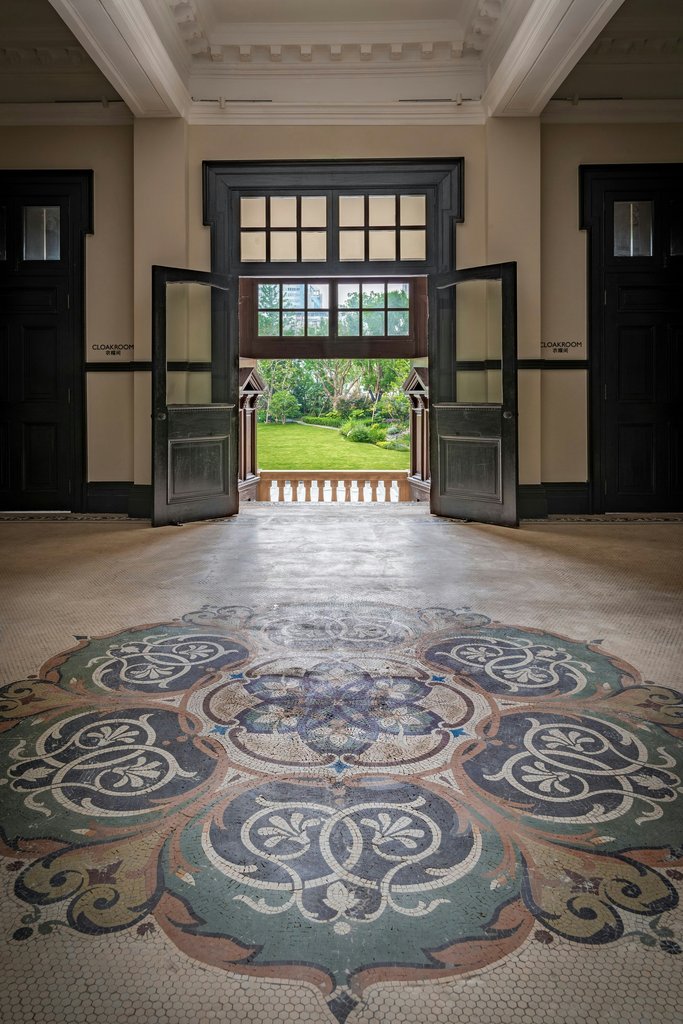 Guest photo