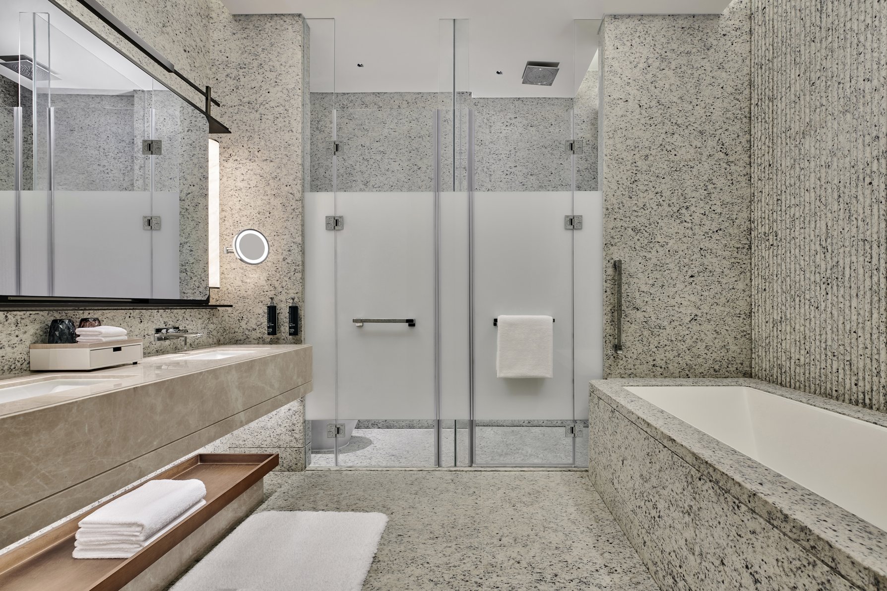 DoubleTree by Hilton Zhuhai Hengqin Room Type - KING PREMIUM SUITE
