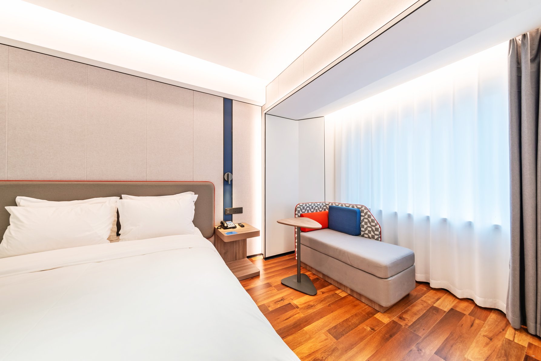 Holiday Inn Express CHENGDE DOWNTOWN Room Type - 1 Queen Bed Standard