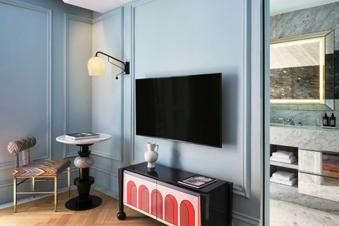 Mega Suite - Entertainment Unit