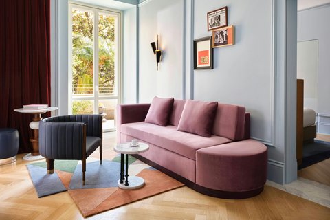 Mega Suite Living Room