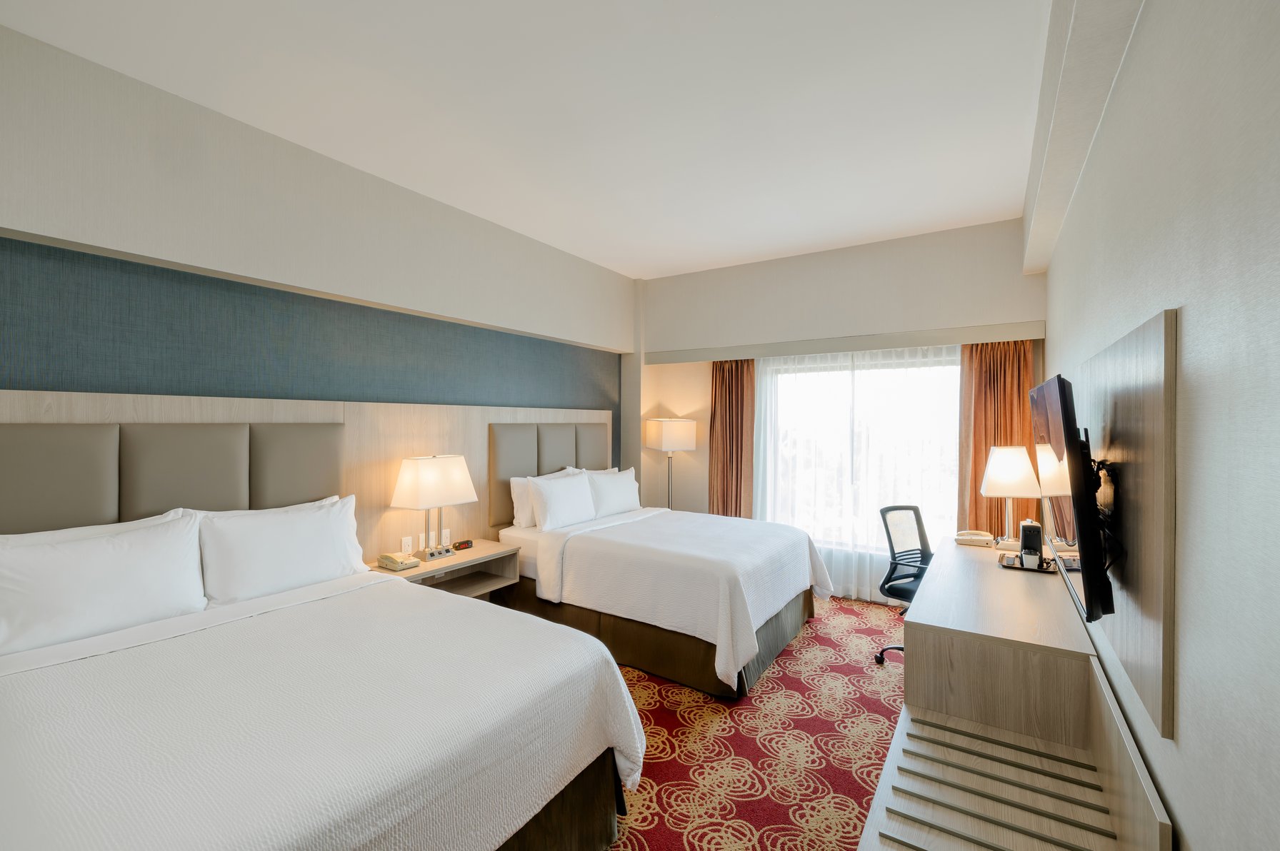 Holiday Inn Convention Center Room Type - 2 Double Standard Top Floor